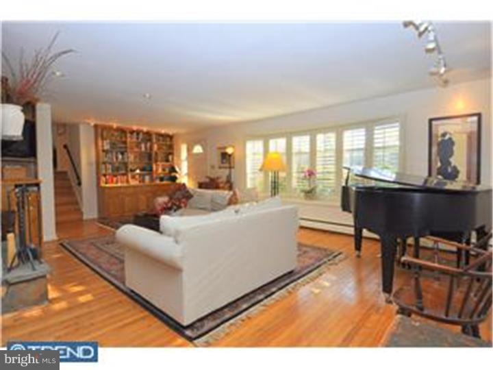 380 Cassatt Road Berwyn, PA 19312 - Photo 3 of 12 Living Room