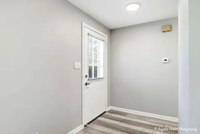 $2,000 | 1303 Forestdale Court, Unit 1303, Schaumburg, IL 60193