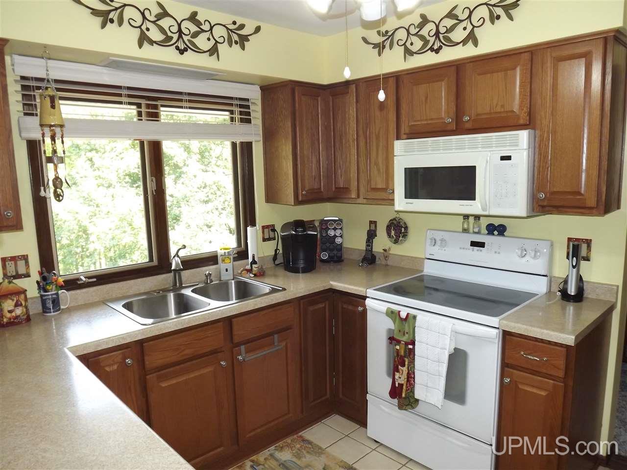 1010 Wabash Street Ishpeming, MI 49849 - Photo 8 of 27