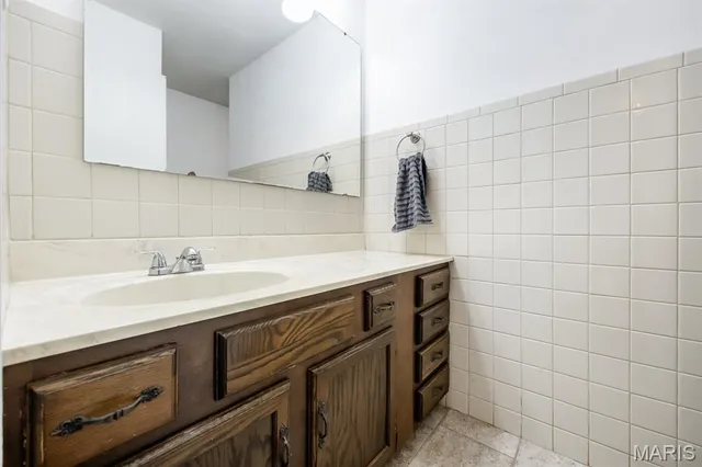 $243,000 | 121 Blanc-Lee Drive, Belleville, IL 62226