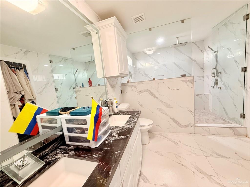 940 West Mile 3 Road Mission, TX 78573 - Photo 21 of 25