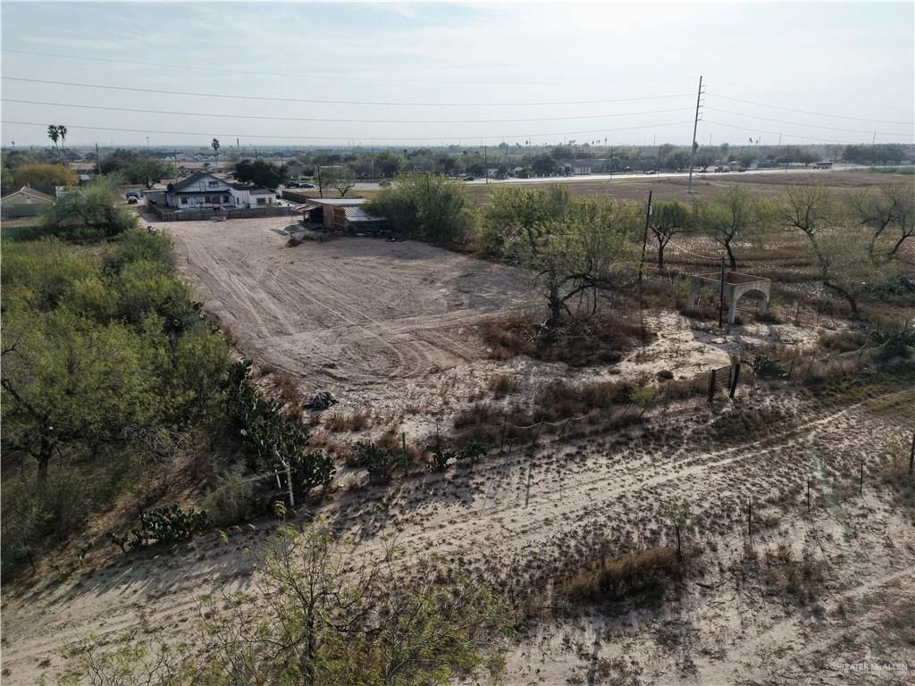 940 West Mile 3 Road Mission, TX 78573 - Photo 5 of 25 a view of a town with water view
