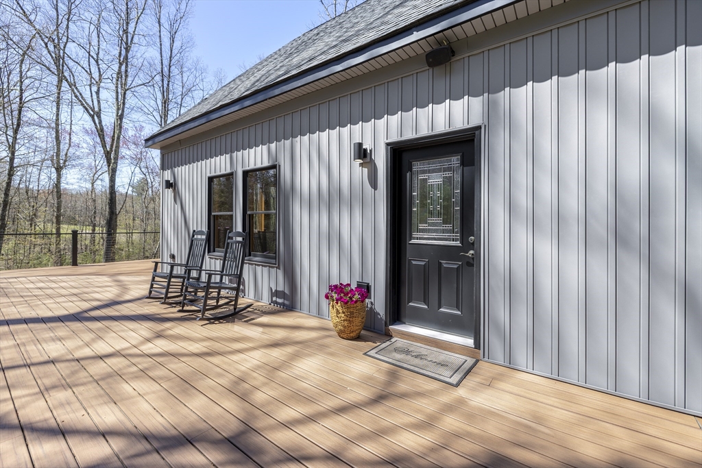 8 Barrett Road North Brookfield, MA 01535 - Photo 31 of 40