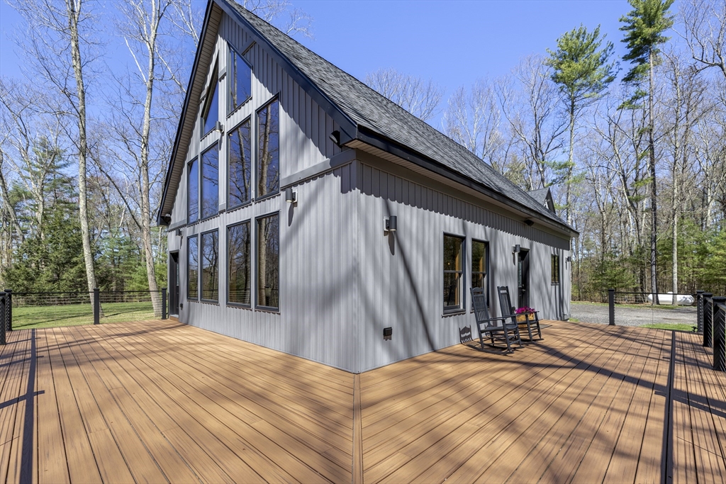 8 Barrett Road North Brookfield, MA 01535 - Photo 32 of 40