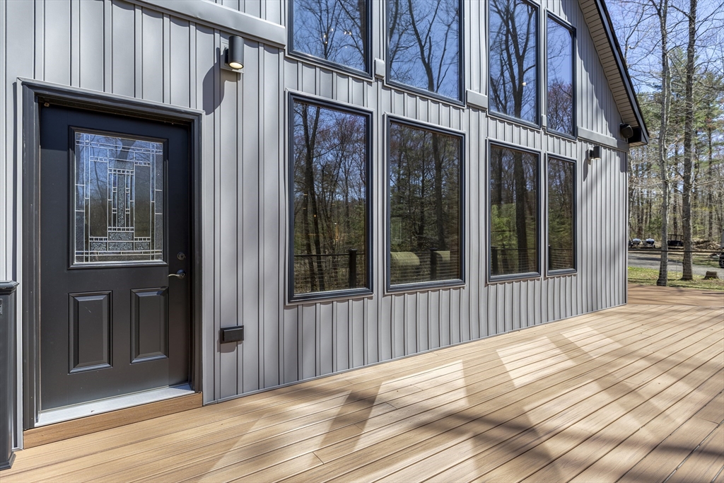 8 Barrett Road North Brookfield, MA 01535 - Photo 33 of 40