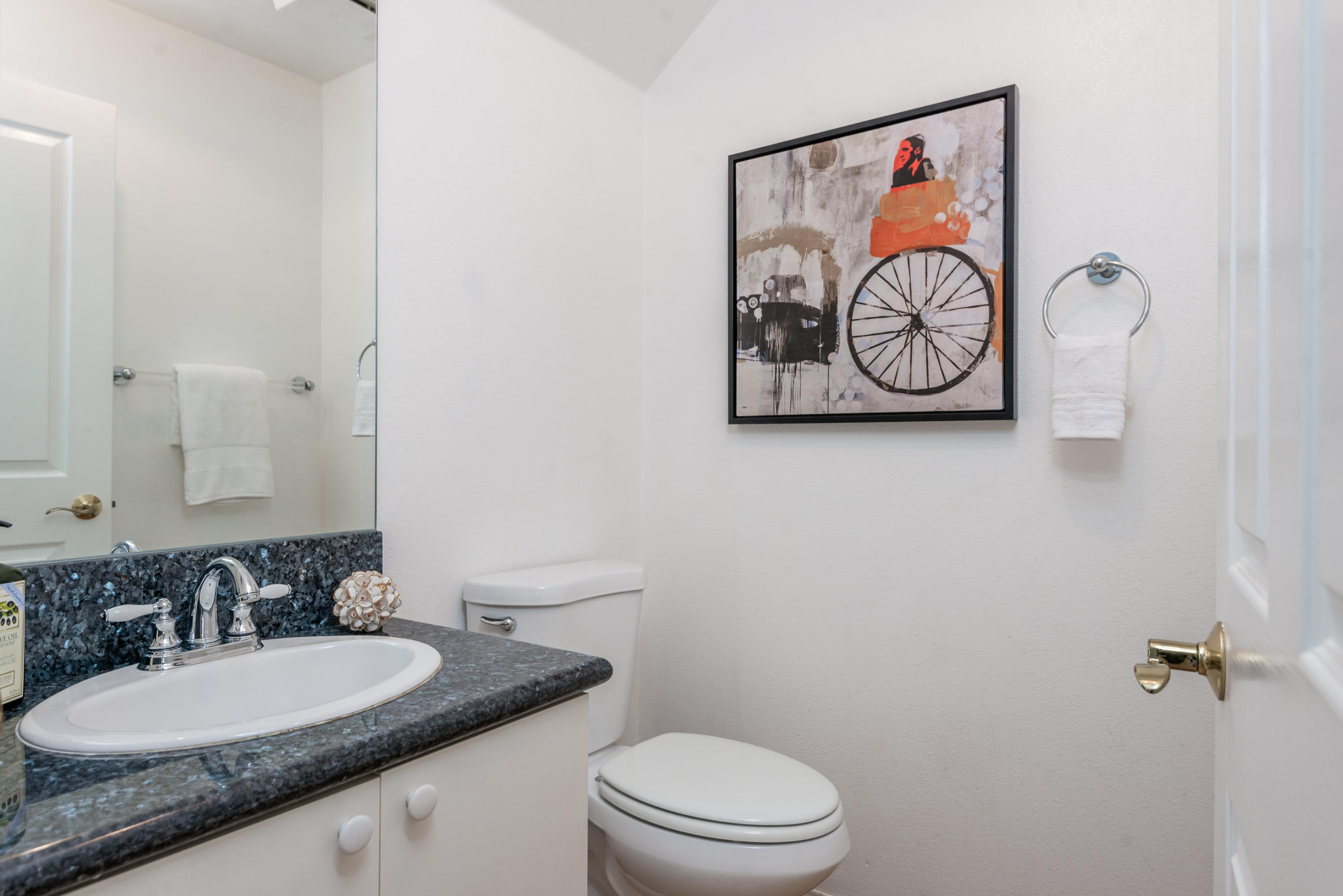 3998 Primavera Road Santa Barbara, CA 93110 - Photo 24 of 41 Powder Room