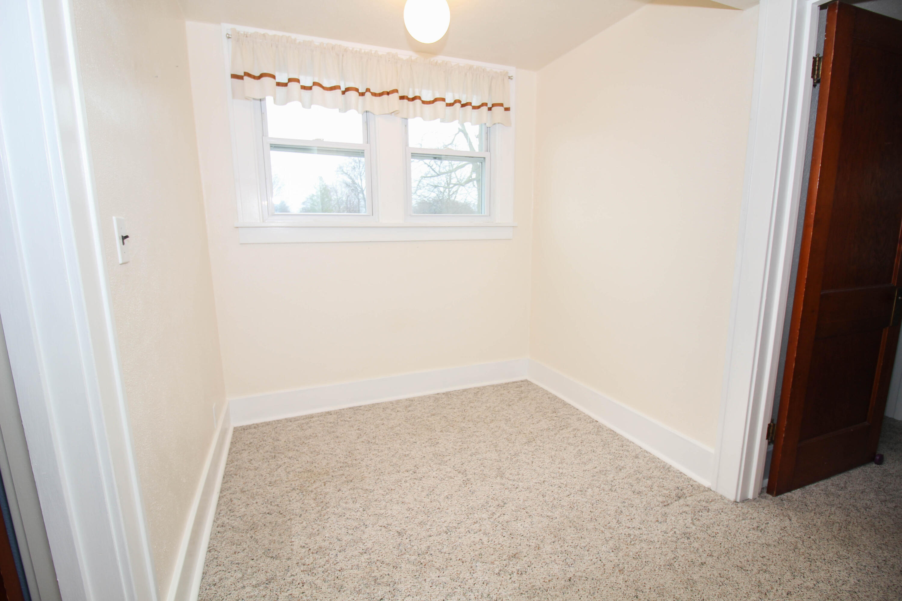 330 5th Avenue Three Rivers, MI 49093 - Photo 16 of 41 Fifth (21 of 29)