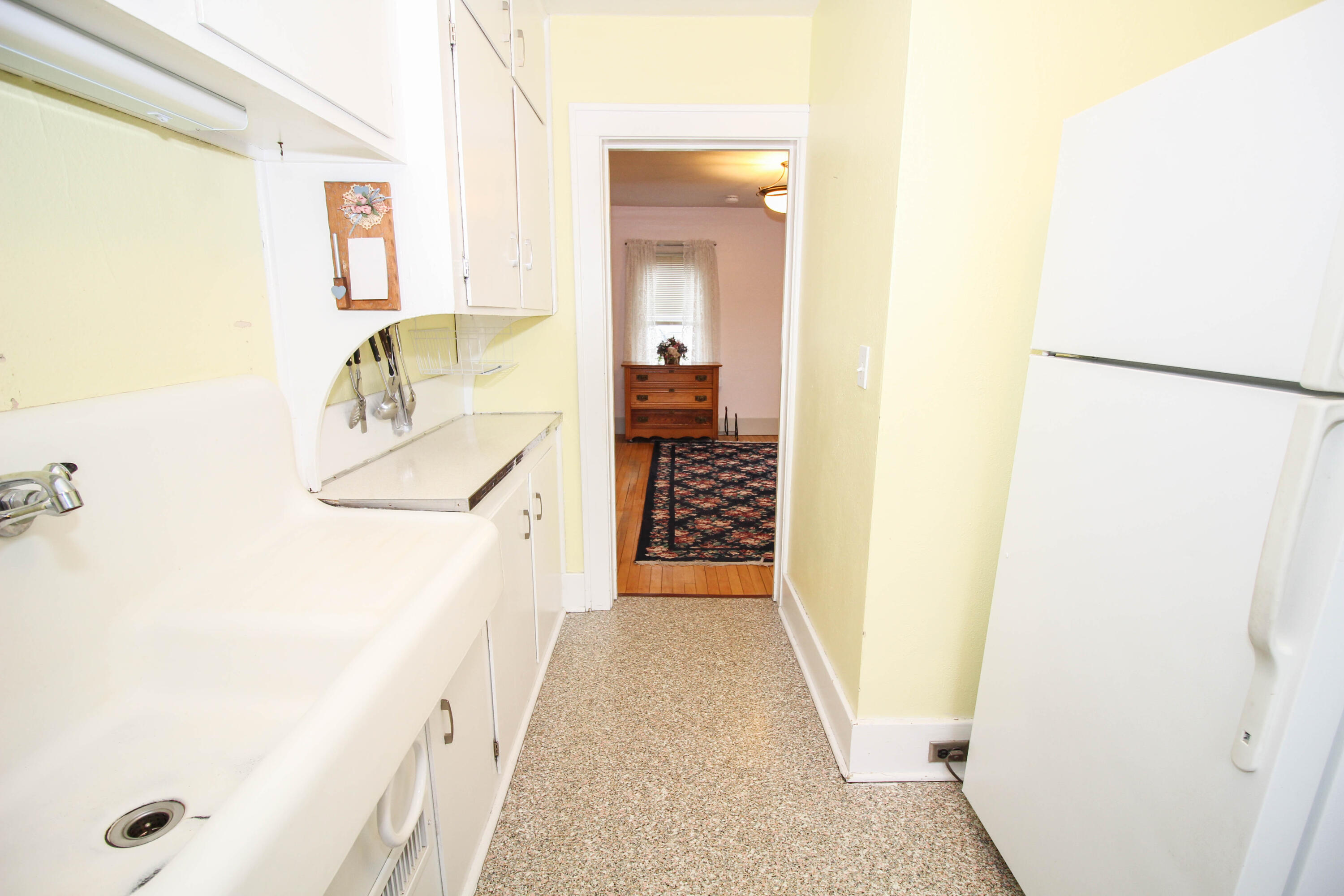 330 5th Avenue Three Rivers, MI 49093 - Photo 8 of 41 Fifth (12 of 29)