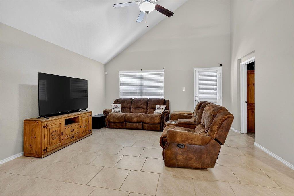 22038 Pheasant Bend Lane Porter, TX 77365 - Photo 11 of 24