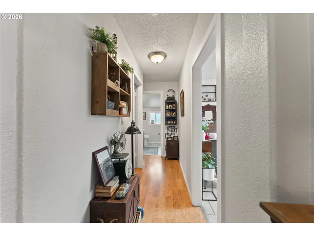 $264,000 | 419 West Agee Street, Roseburg, OR 97471