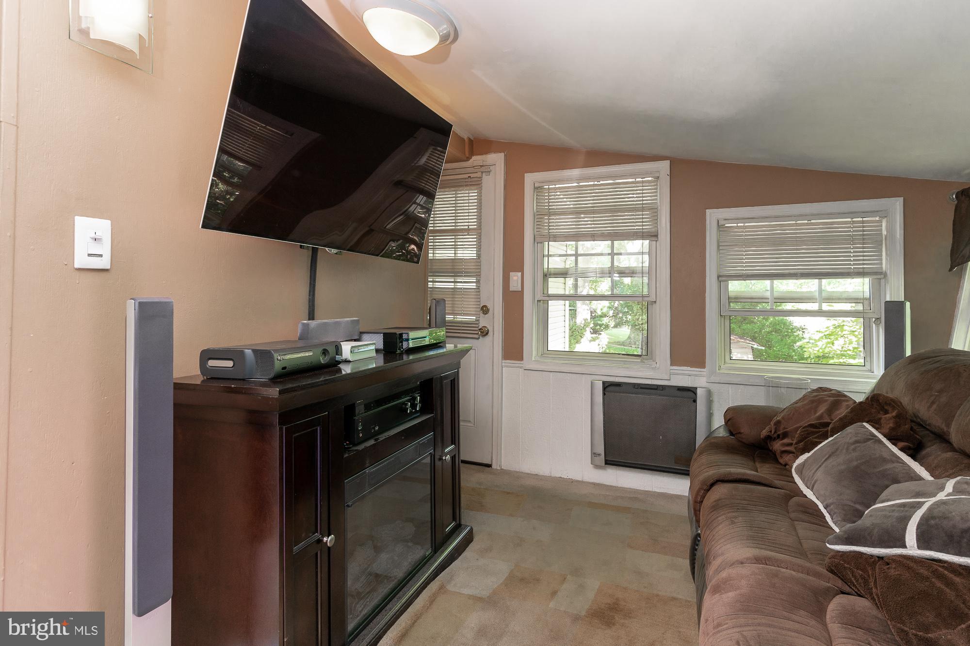 1227 Ridge Road Feasterville-Trevose, PA 19053 - Photo 10 of 19 Gallery Image 10