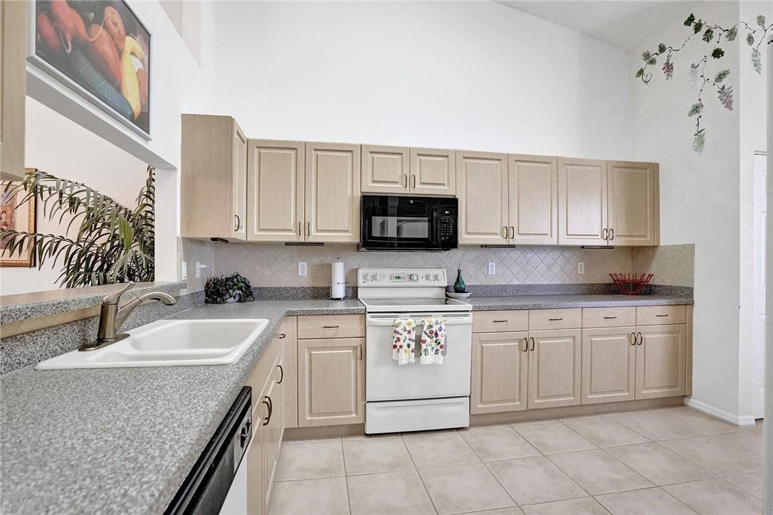 6155 Caladium Road Delray Beach, FL 33484 - Photo 15 of 47 Photo 15