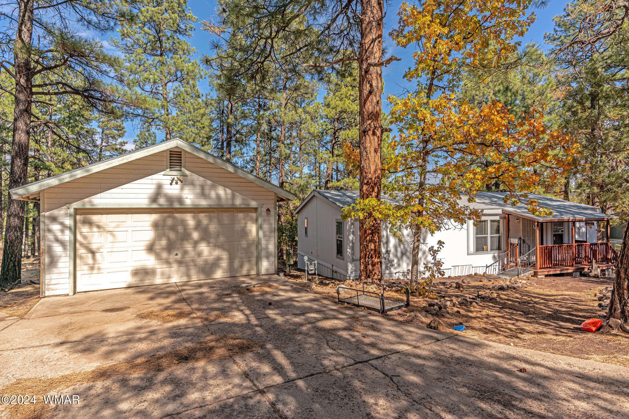 2120 West Stratton Show Low, AZ 85901 - Photo 1 of 16 Welcome Home