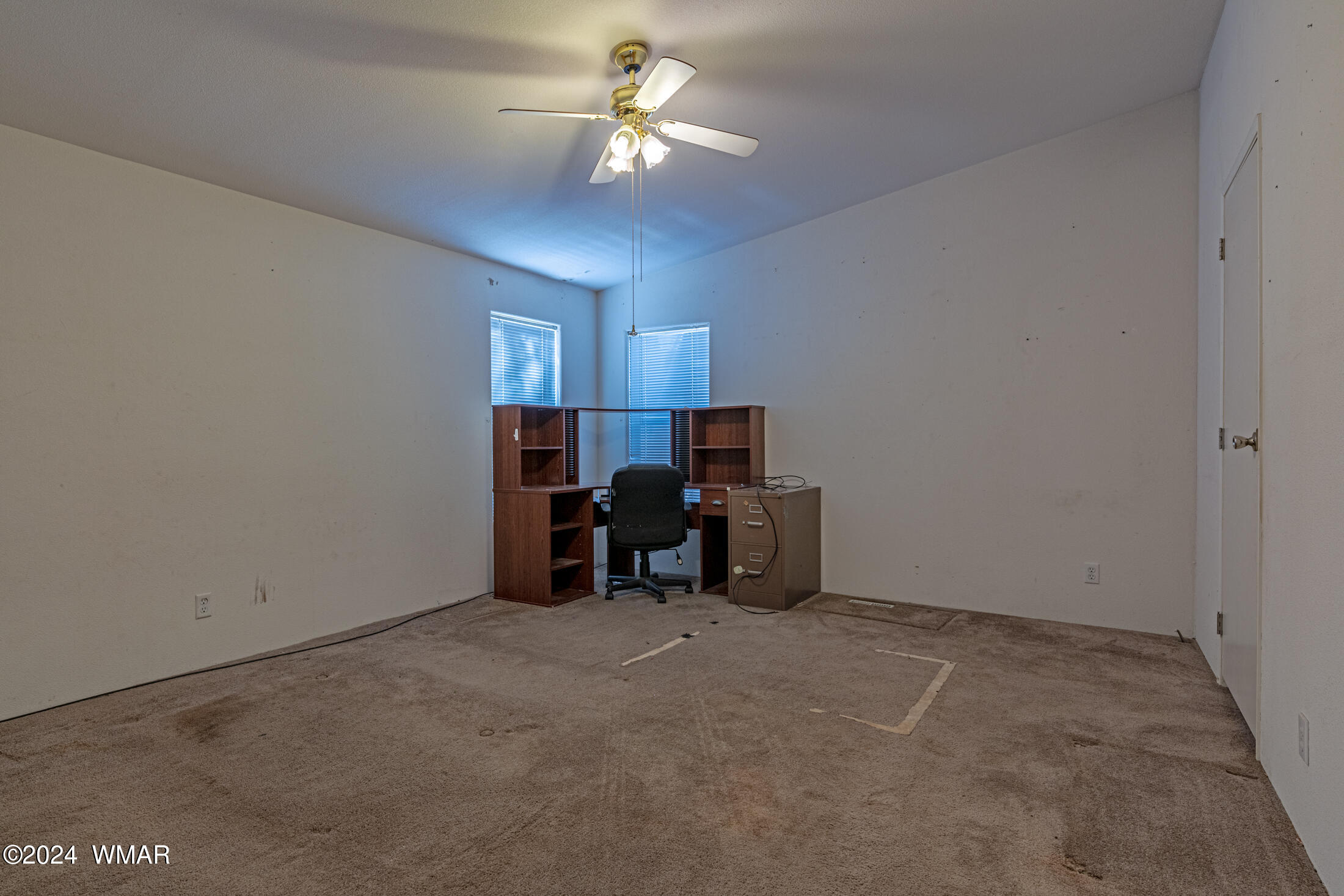 2120 West Stratton Show Low, AZ 85901 - Photo 12 of 16 Master Bedroom