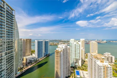 $5,900 | 495 Brickell Avenue, Unit 4704, Miami, FL 33131