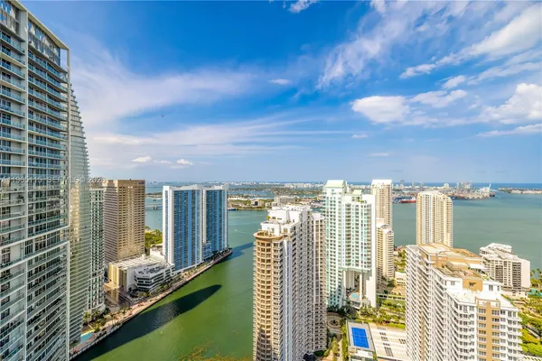 $6,250 | 495 Brickell Avenue, Unit 4704, Miami, FL 33131