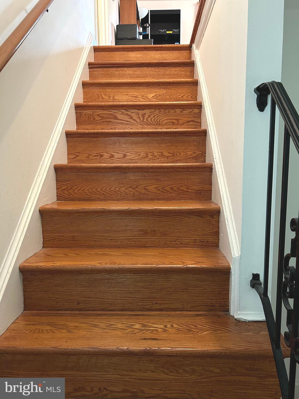 5606 Ventnor Lane Springfield, VA 22151 - Photo 17 of 24 a view of entryway