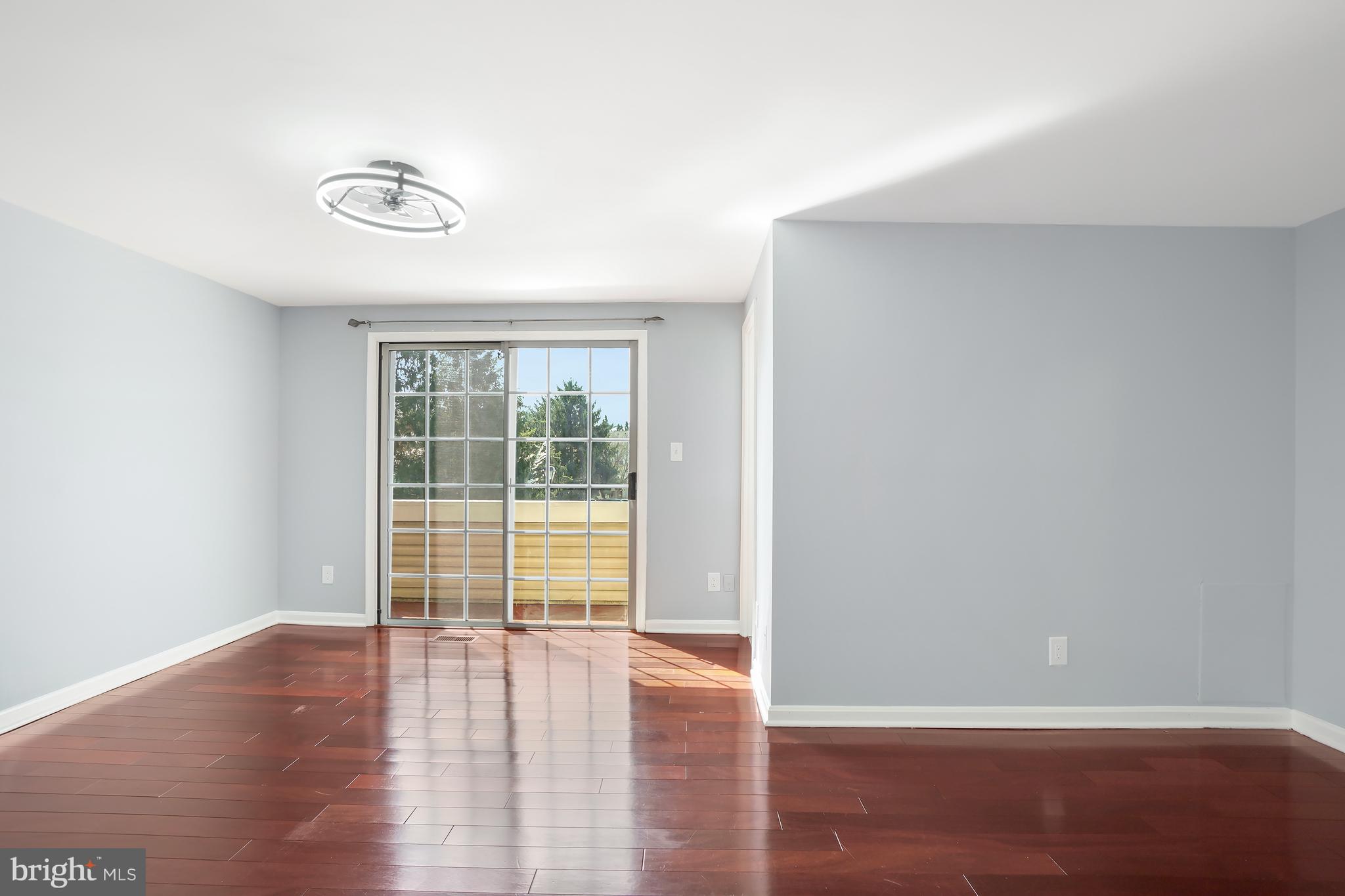 8804 Rustburg Circle Gaithersburg, MD 20886 - Photo 14 of 36