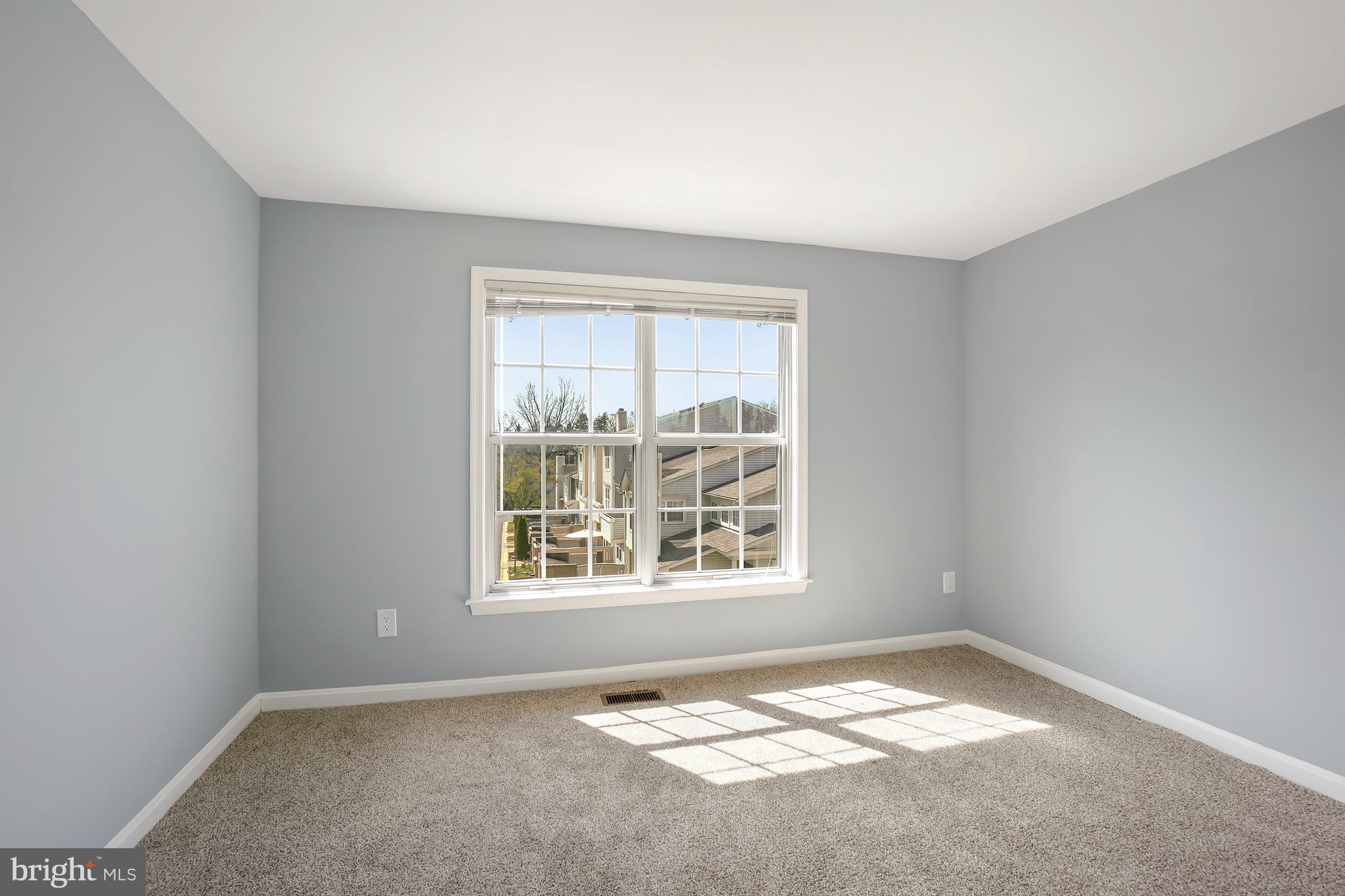 8804 Rustburg Circle Gaithersburg, MD 20886 - Photo 25 of 36