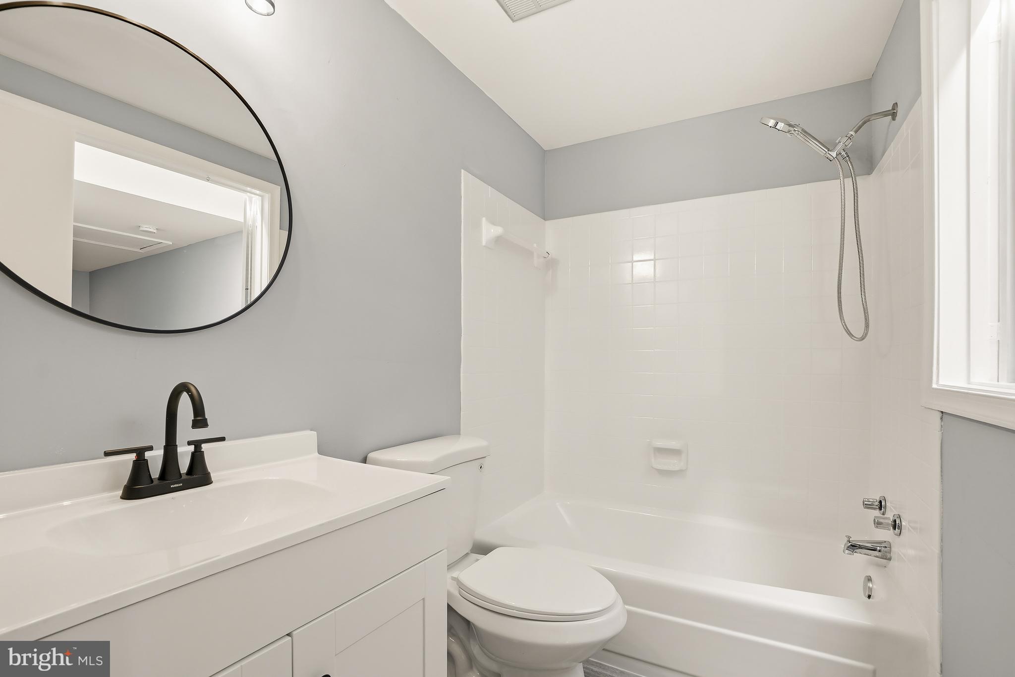 8804 Rustburg Circle Gaithersburg, MD 20886 - Photo 27 of 36