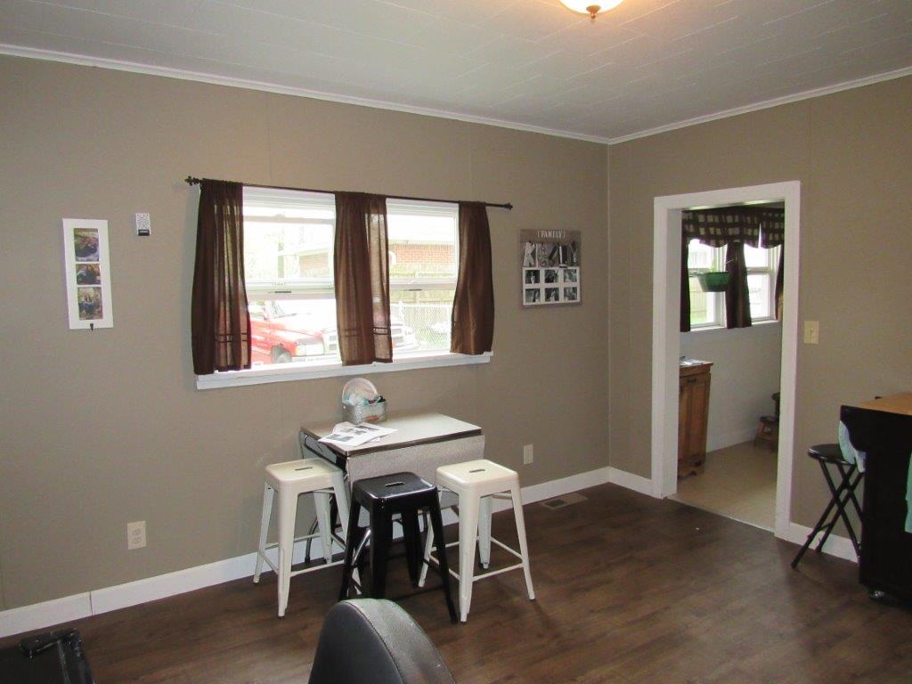 813 Samuel Milroy Road Delphi, IN 46923 - Photo 11 of 30 Gallery Image 11