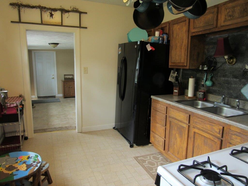 813 Samuel Milroy Road Delphi, IN 46923 - Photo 13 of 30 Gallery Image 13