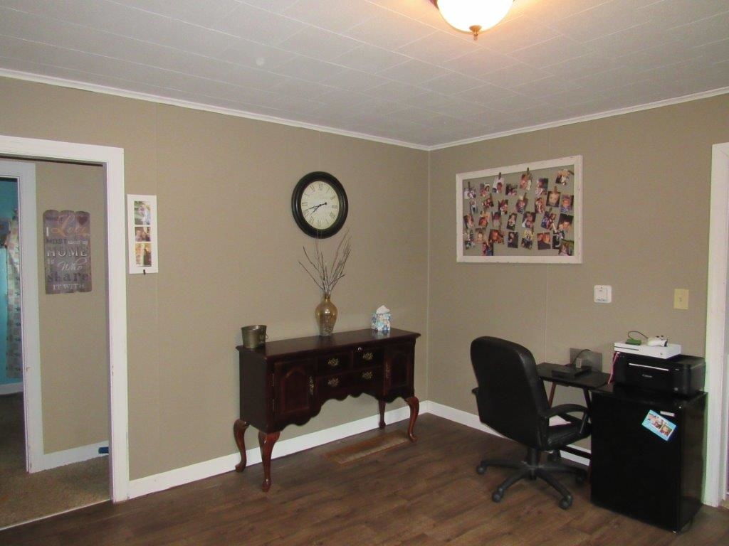 813 Samuel Milroy Road Delphi, IN 46923 - Photo 9 of 30 Gallery Image 9