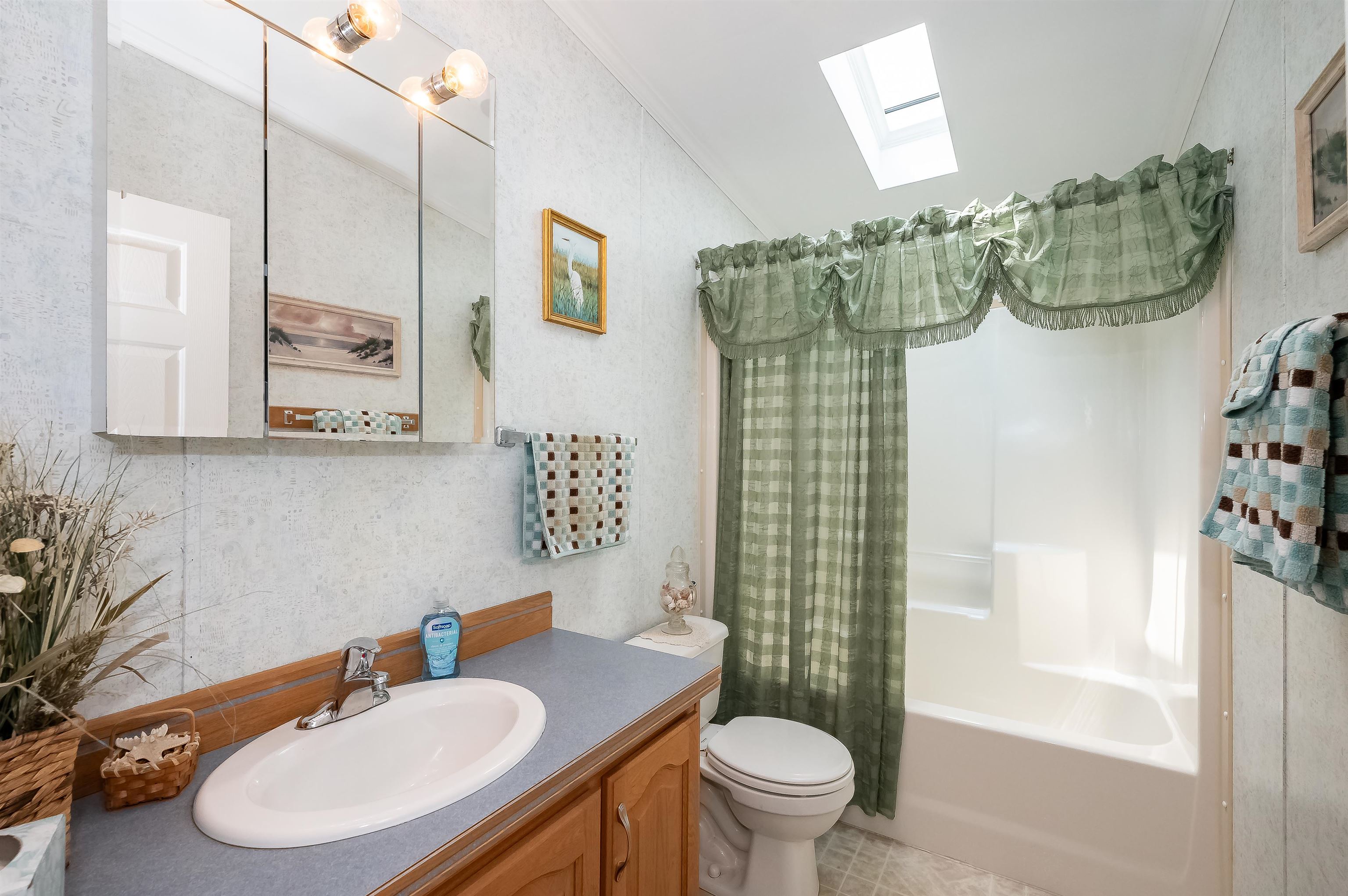 31 Temple Drive Rochester, NH 03868 - Photo 17 of 40