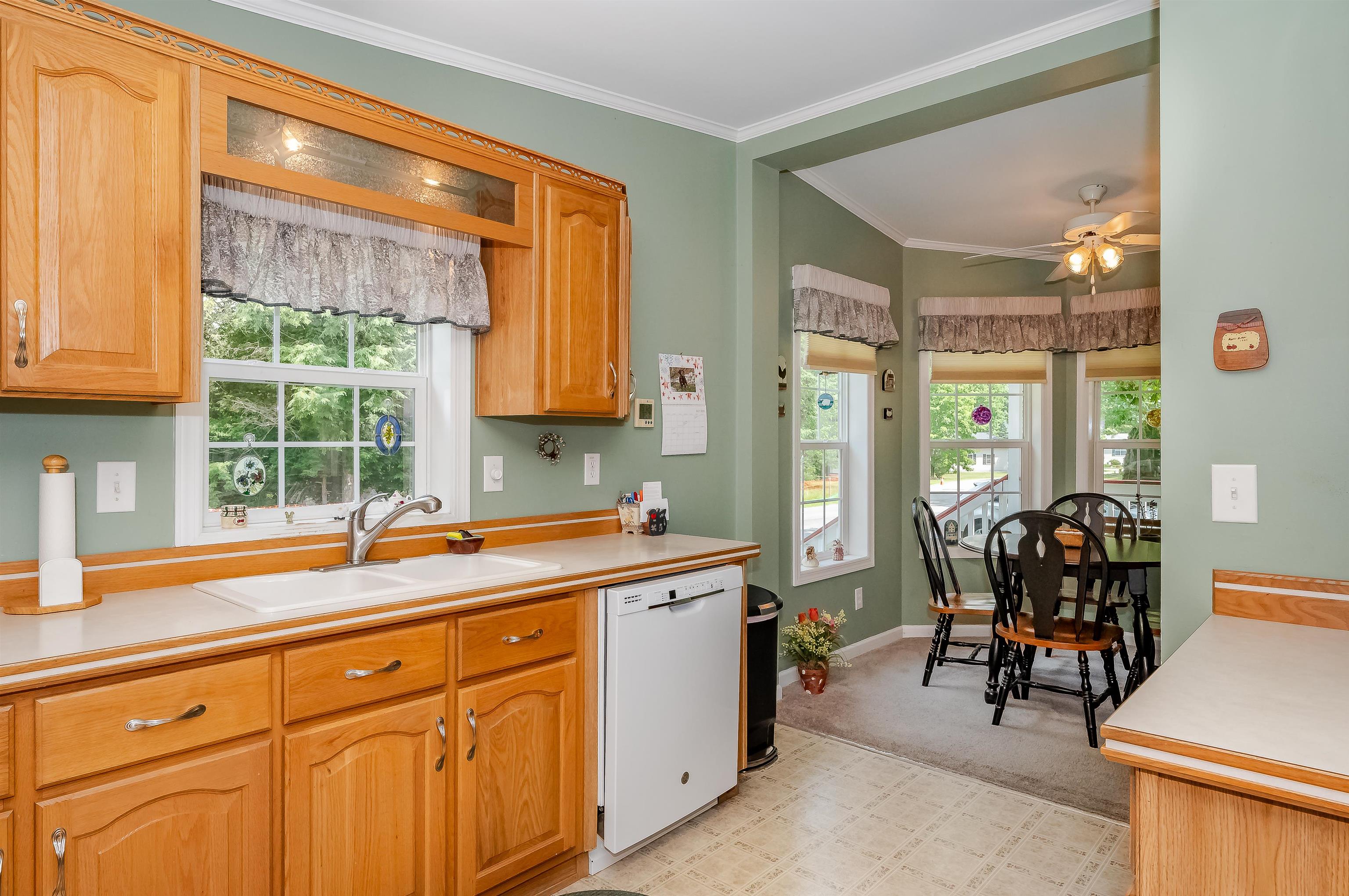 31 Temple Drive Rochester, NH 03868 - Photo 10 of 40