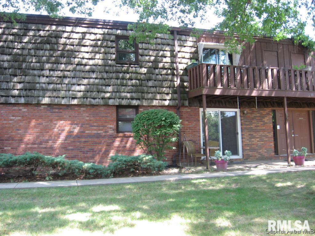1900 Jeanette Lane, Unit 8 Springfield, IL 62702 - Photo 2 of 21