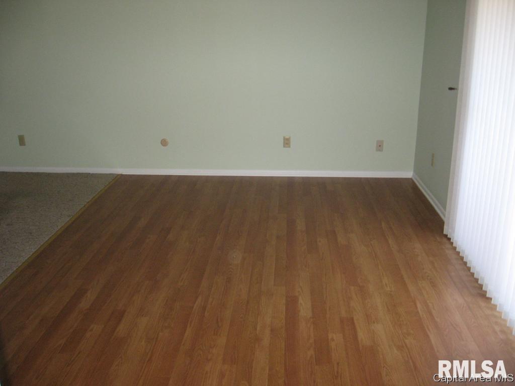 1900 Jeanette Lane, Unit 8 Springfield, IL 62702 - Photo 4 of 21