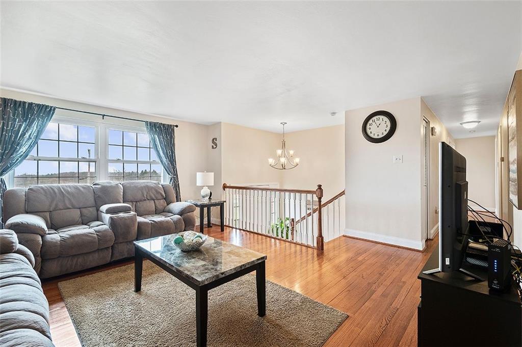 118 Hanover Kendall Road Clinton, PA 15026 - Photo 4 of 20 Gallery Image 4