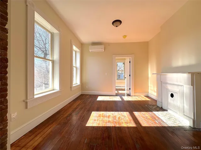 $1,650 | 31 Dubois Street, Unit 6, Newburgh, NY 12550