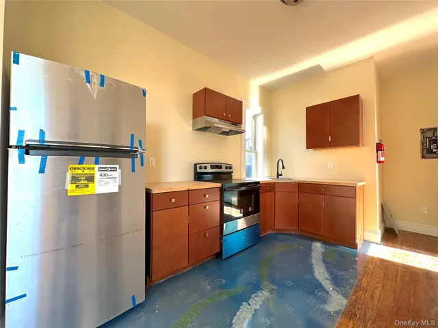 $1,650 | 31 Dubois Street, Unit 6, Newburgh, NY 12550