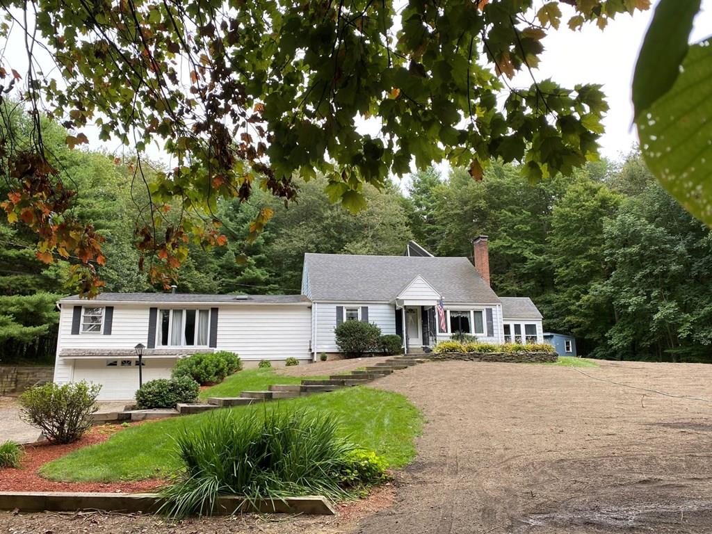 245 Charlton Road Spencer, MA 01562 - Photo 1 of 40 Gallery Image 1
