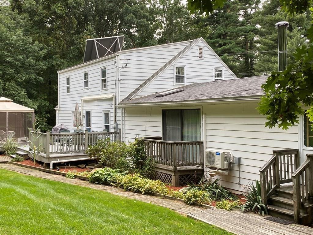 245 Charlton Road Spencer, MA 01562 - Photo 4 of 40 Gallery Image 4