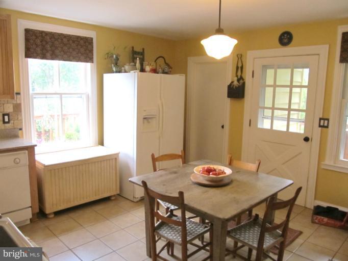 8621 Hollow Road Middletown, MD 21769 - Photo 2 of 29 Kitchen