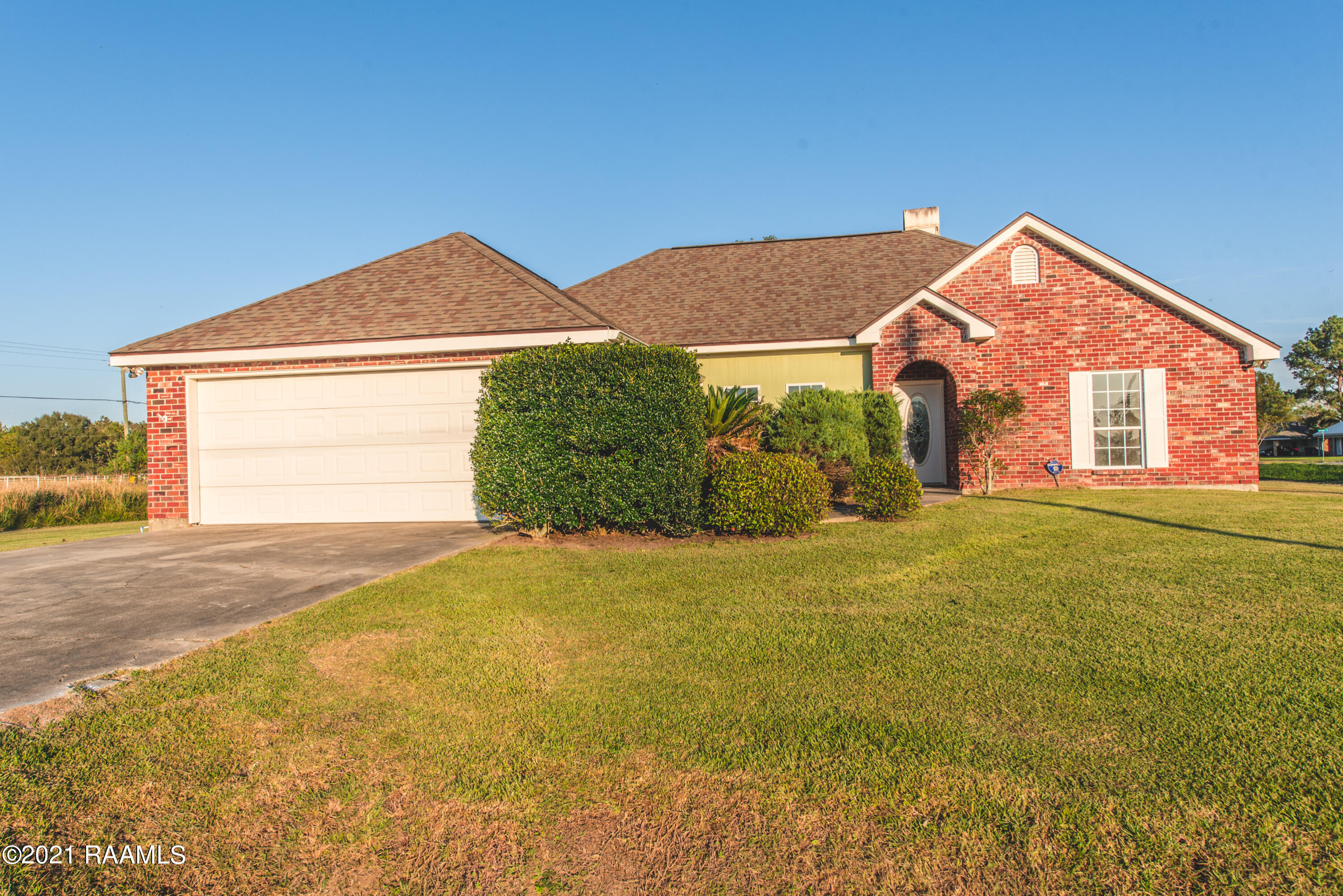1426 Breaux Road Lafayette, LA 70506 - Photo 1 of 43 DSC_5184