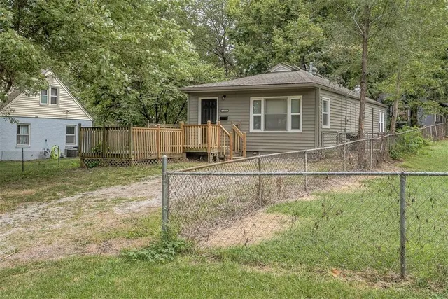 $149,900 | 1315 North McCoy Street, Independence, MO 64050