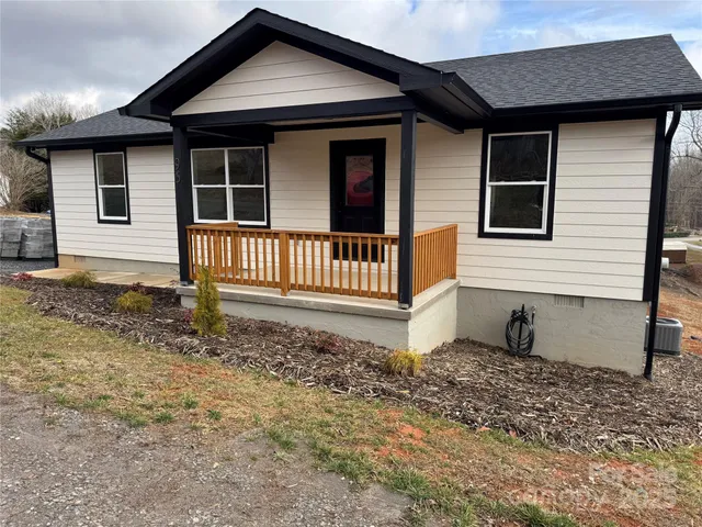 $300,000 | 95 Short Drive, Marion, NC 28752