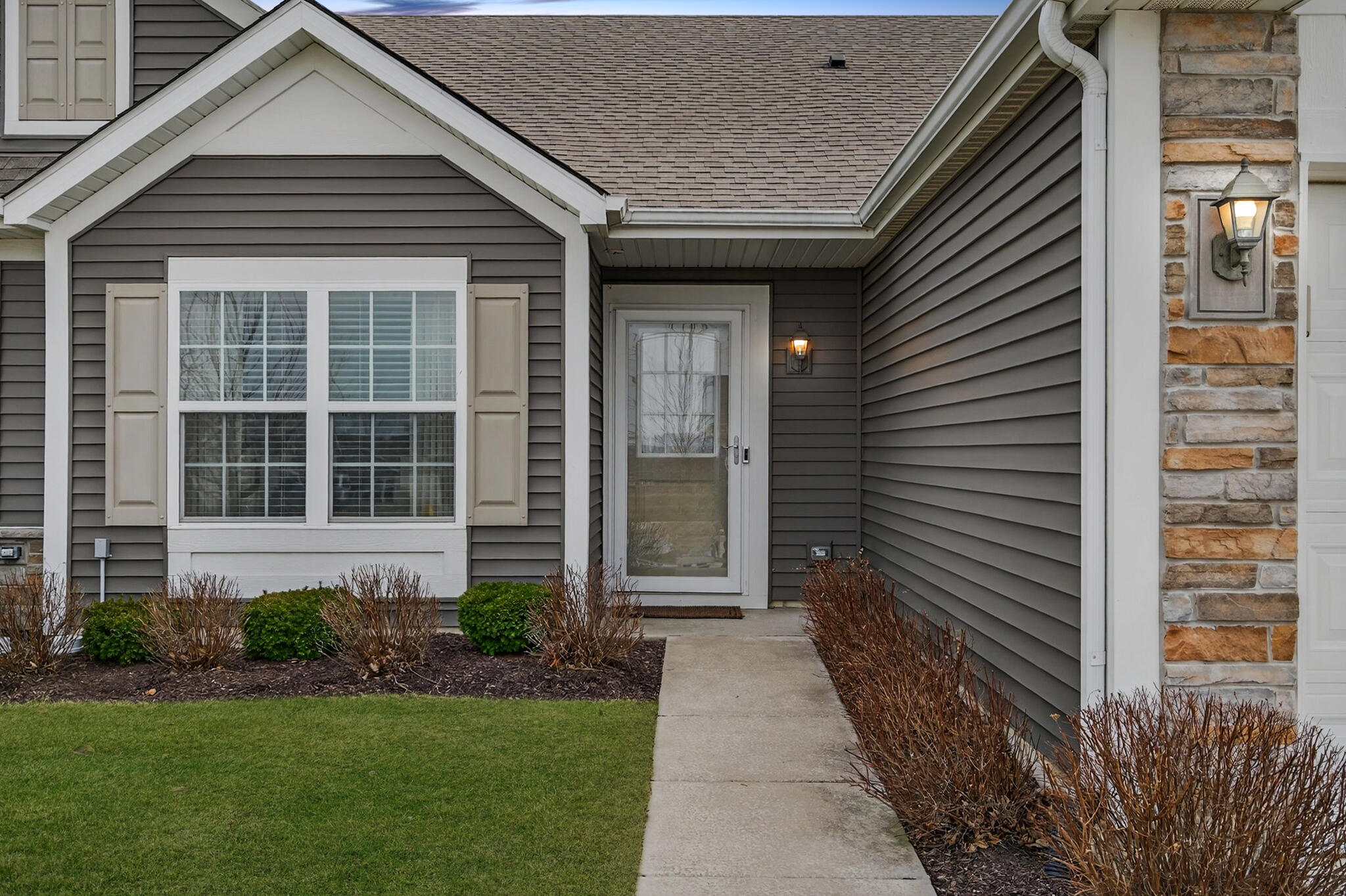 2310 Hudson Road Valparaiso, IN 46385 - Photo 2 of 22 2048x1364