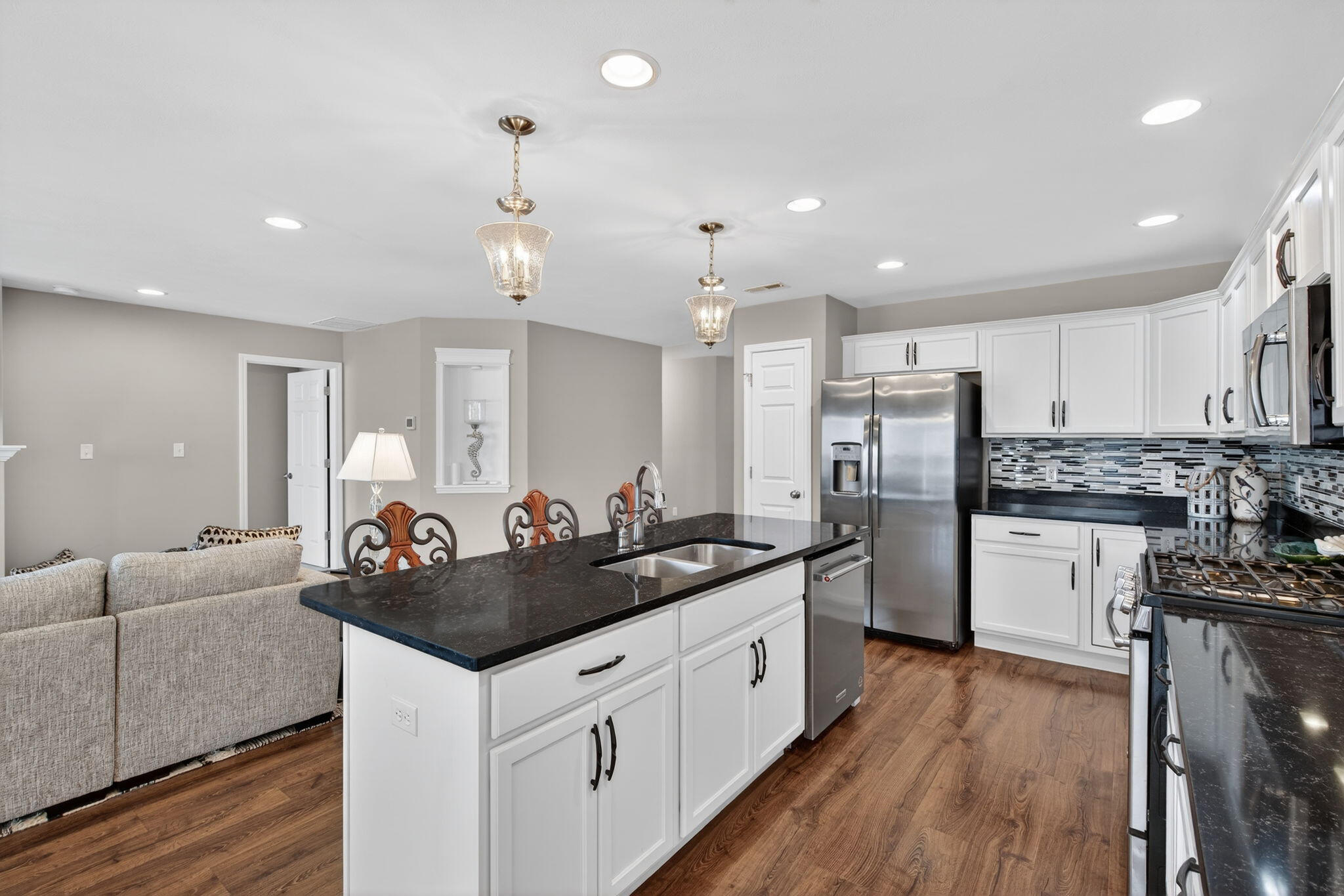 2310 Hudson Road Valparaiso, IN 46385 - Photo 10 of 22 2048x1365