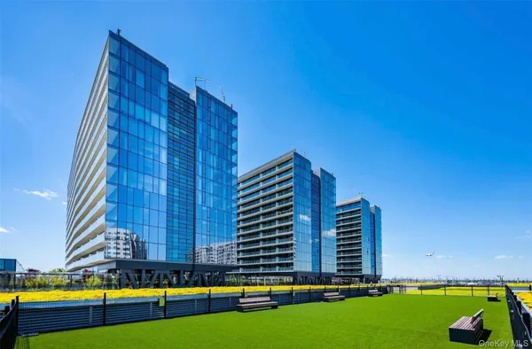 $1,080,000 | 131-01 40 Road, Unit 19A | Flushing