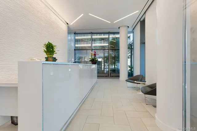 $1,080,000 | 131-01 40 Road, Unit 19A | Flushing