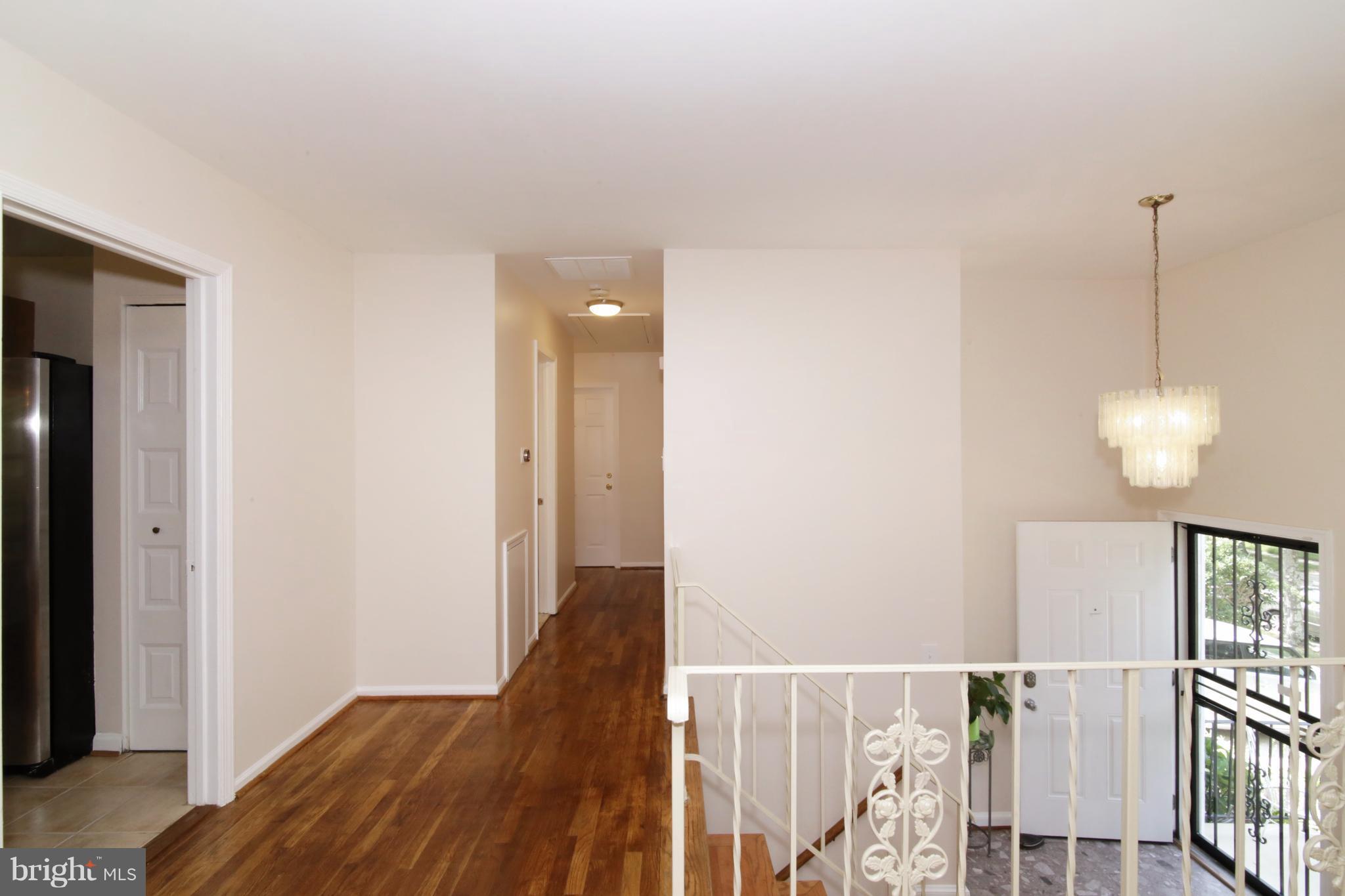 9304 Lancelot Road Fort Washington, MD 20744 - Photo 5 of 29 Interior (General)