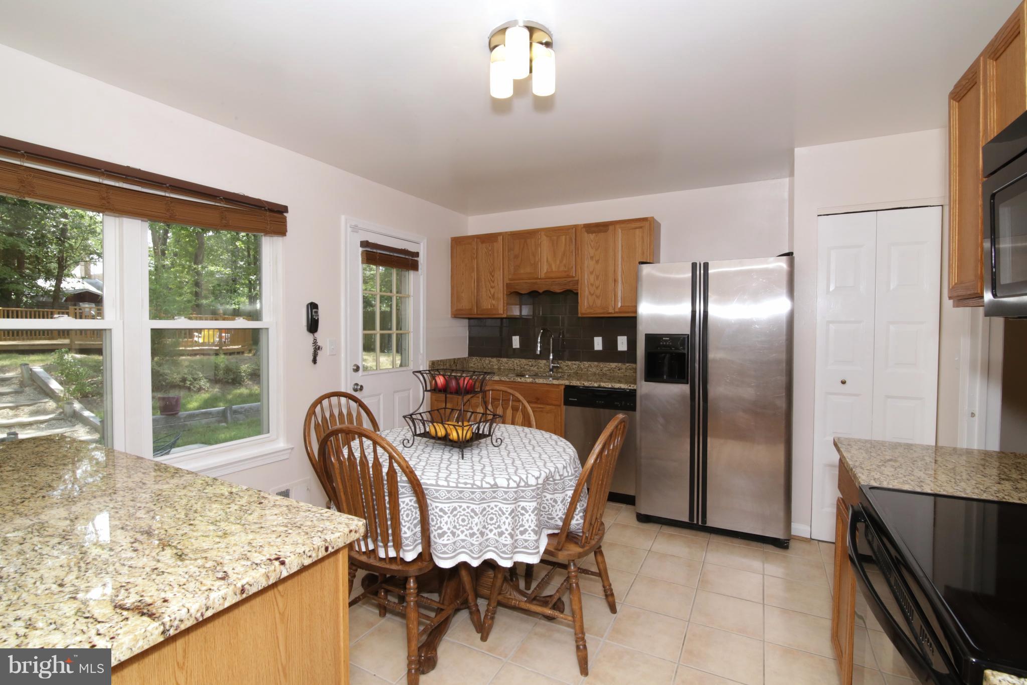 9304 Lancelot Road Fort Washington, MD 20744 - Photo 6 of 29 Kitchen