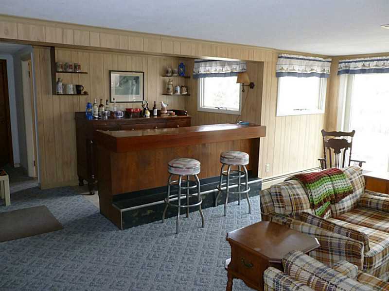 44 Edgar Nock Road North Kingstown, RI 02852 - Photo 9 of 14 Den/Family/Great Room.