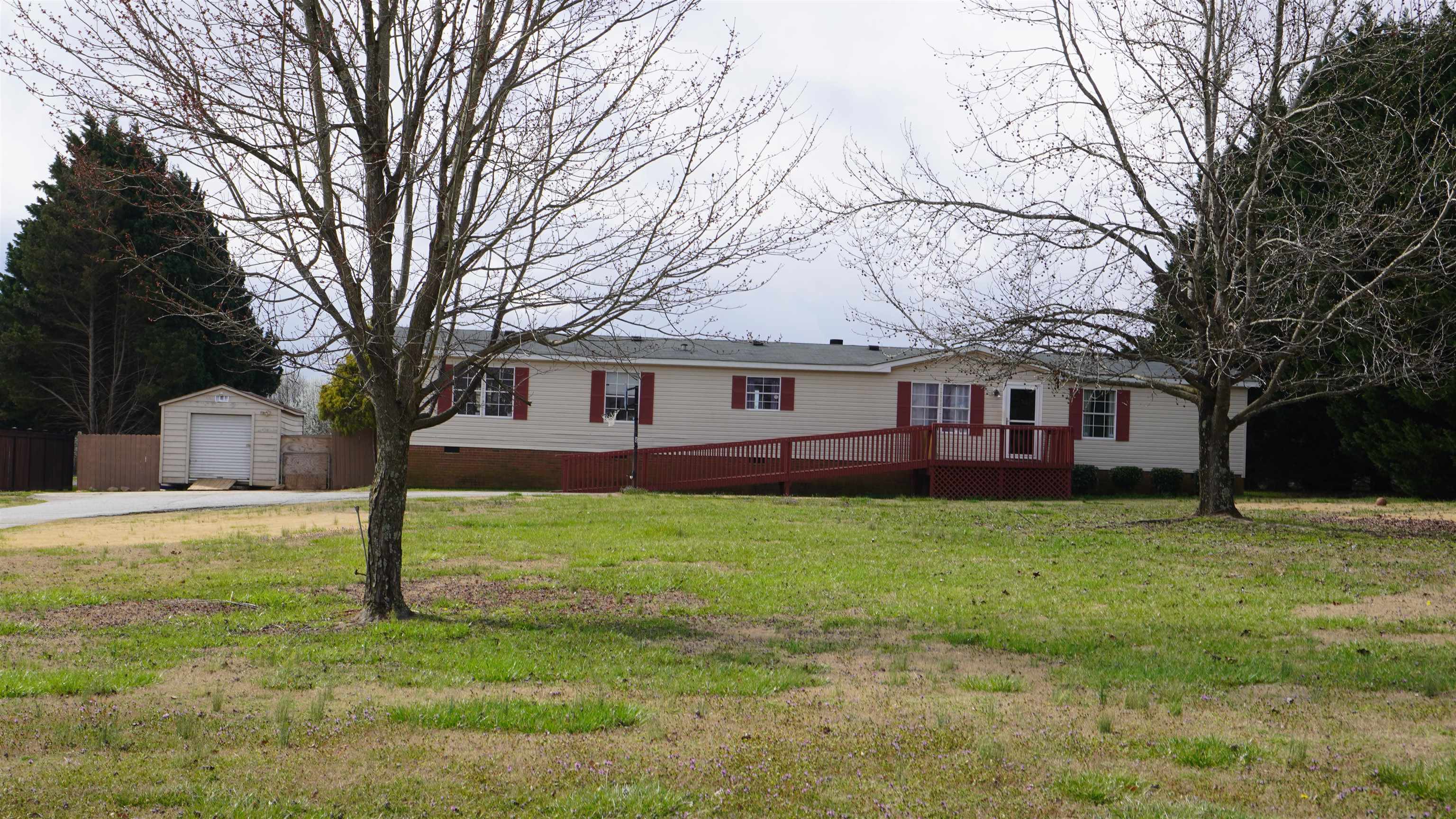 2811 Bishop Road Inman, SC 29349 - Photo 1 of 17