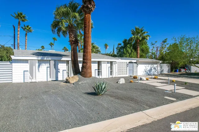 $975,000 | 444 East Glen Circle North, Palm Springs, CA 92262