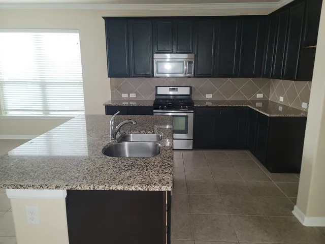 $2,400 | 17223 Pecos Park Lane, Humble, TX 77346